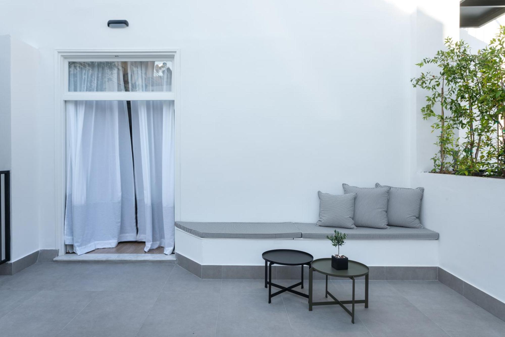 Hotel Flair Atena